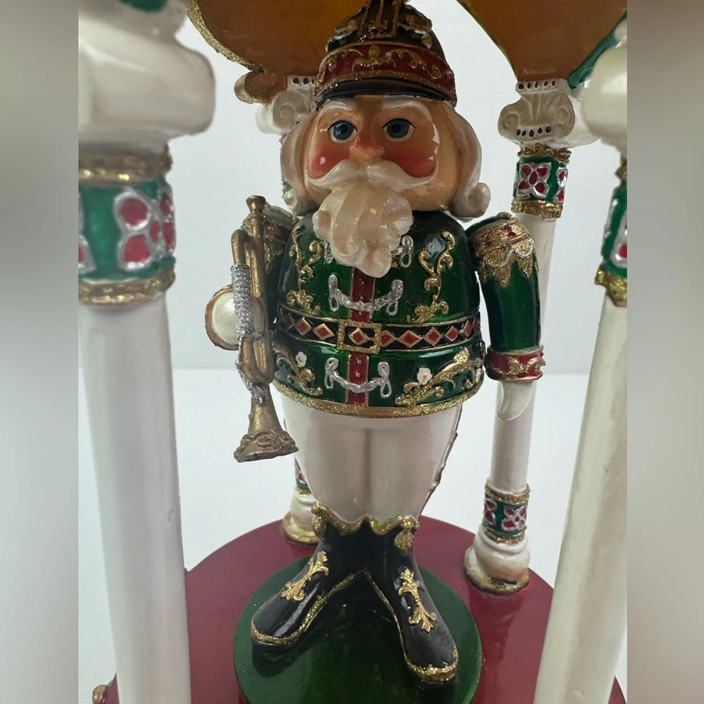 VTG Pacific Rim Resin Enamel Nutcracker Trumpet Player Musical Box 55213